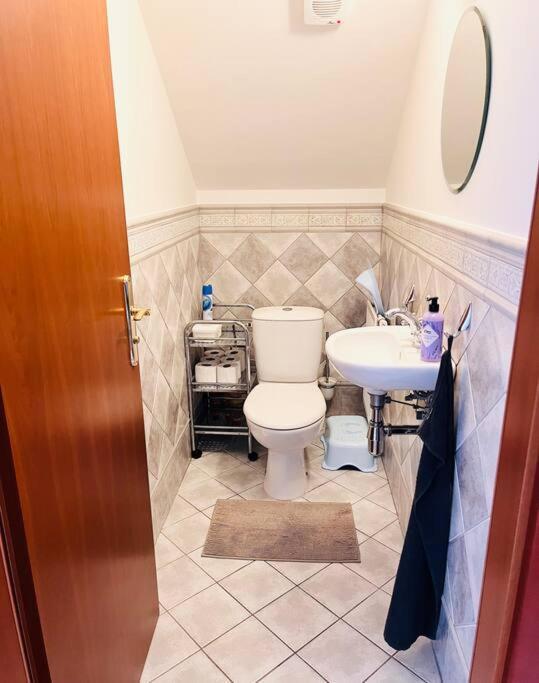 Apartman Se Zahradou 20 Minut Do Centra Prahy Оржех Екстер'єр фото
